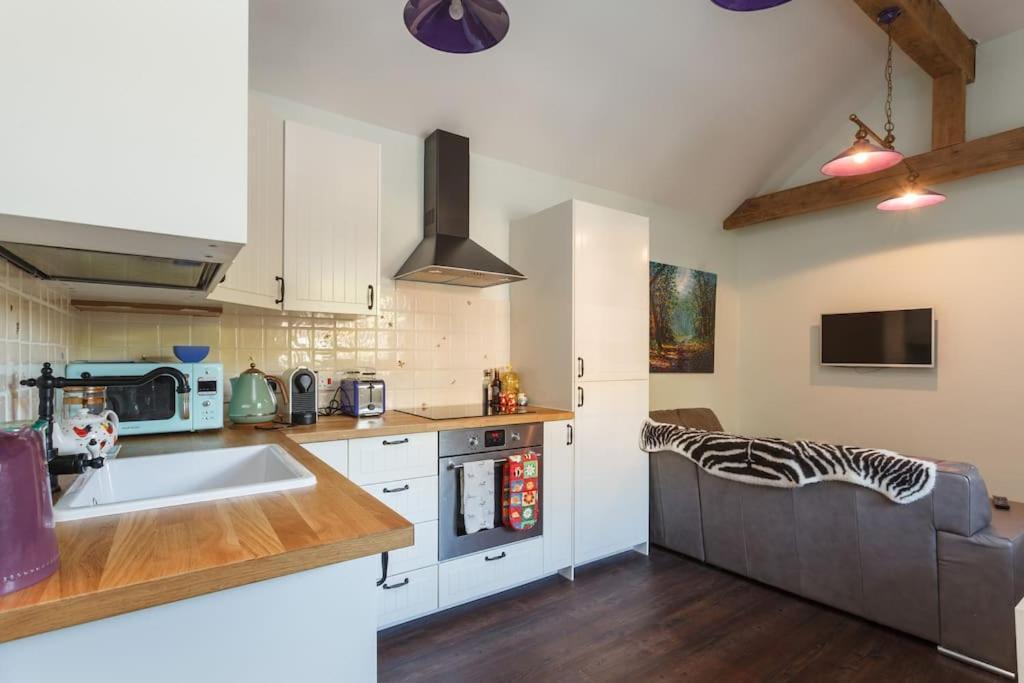 Holiday home The Stables - 2 Bed With Large Garden And Hot Tub.